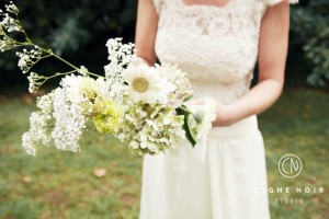 Mariage champêtre, Toulouse, photographie mariage, mariée dentelle, bouquet de fleurs
