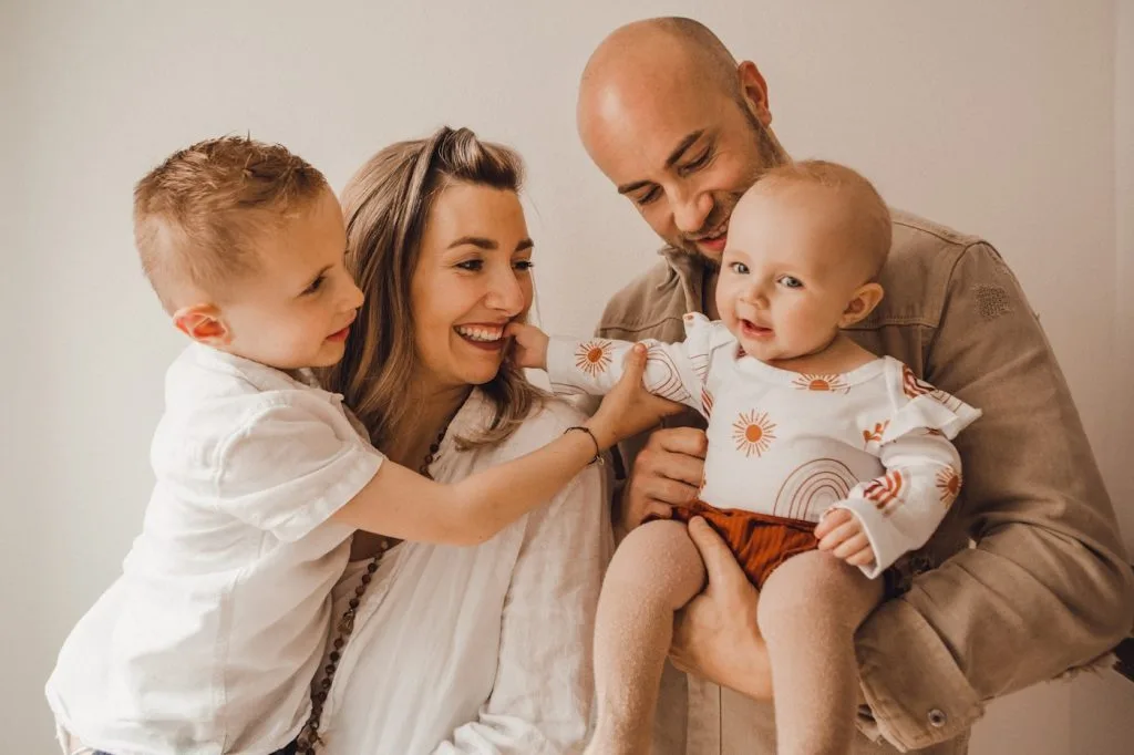 00010 Eugenie Benjamin Livio Alba StudiOh 2022 &ndash; Maïda R. Maternité & famille
